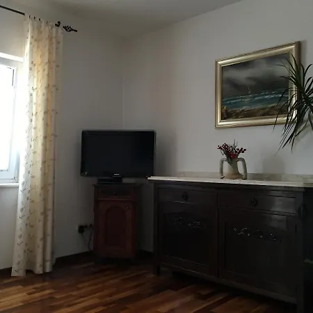 Longo Apartman *