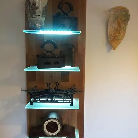 Longo * Τρογκίρ