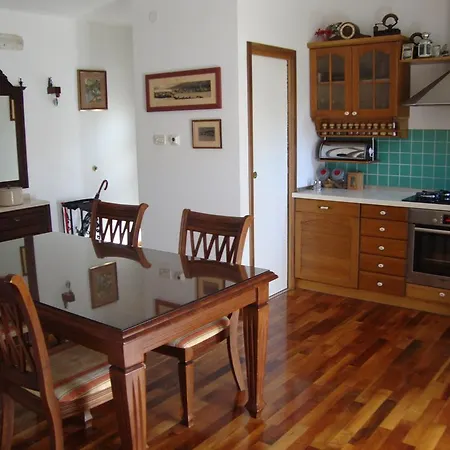 Apartment Longo